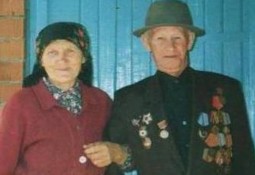 Григорьев Н.В. с женой Григорьевой З.С.